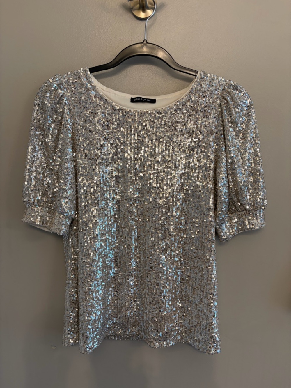 Cable & Gauge Champagne Gold Sequin 3/4 Sleeve Blouse Top Women's read for size